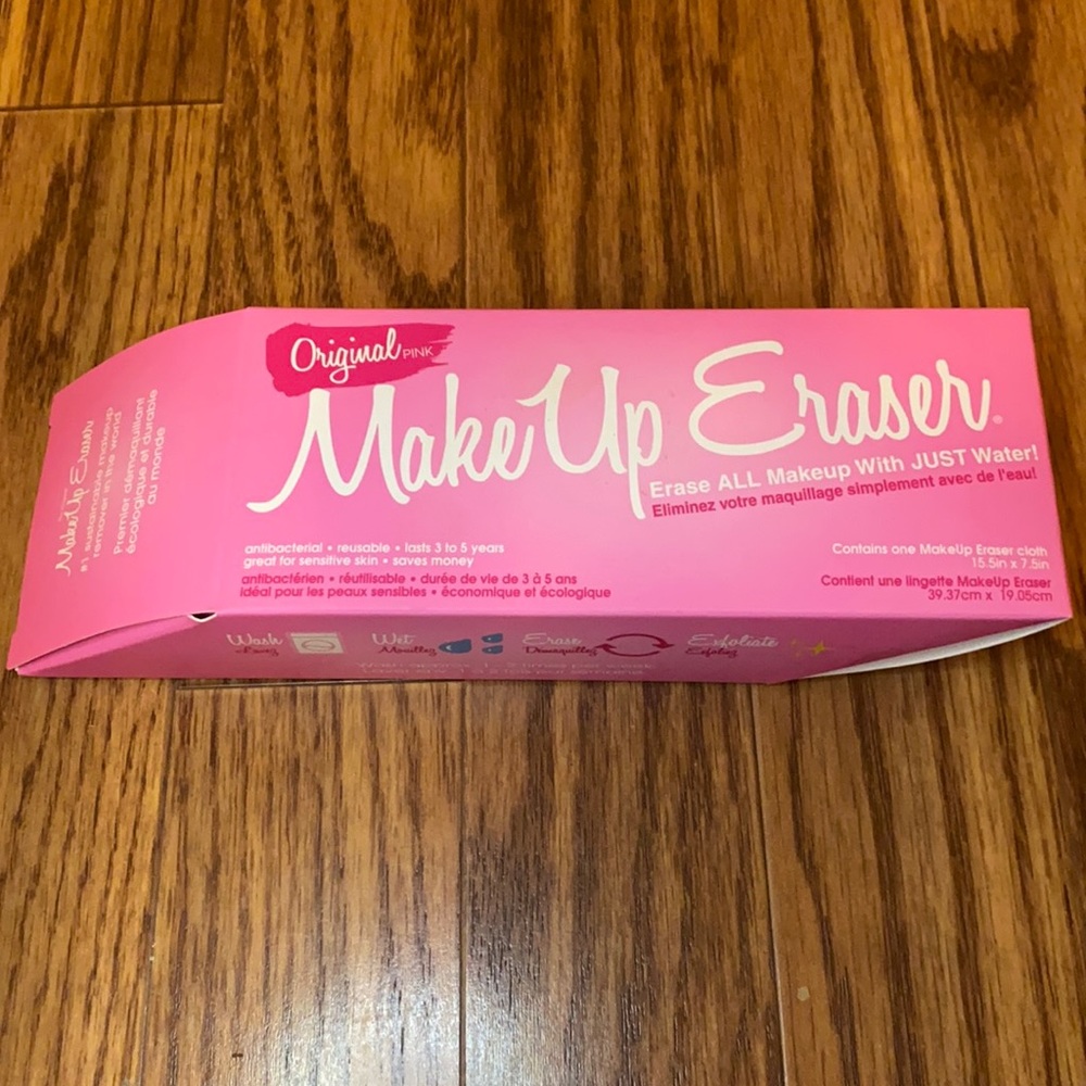 Makeup eraser